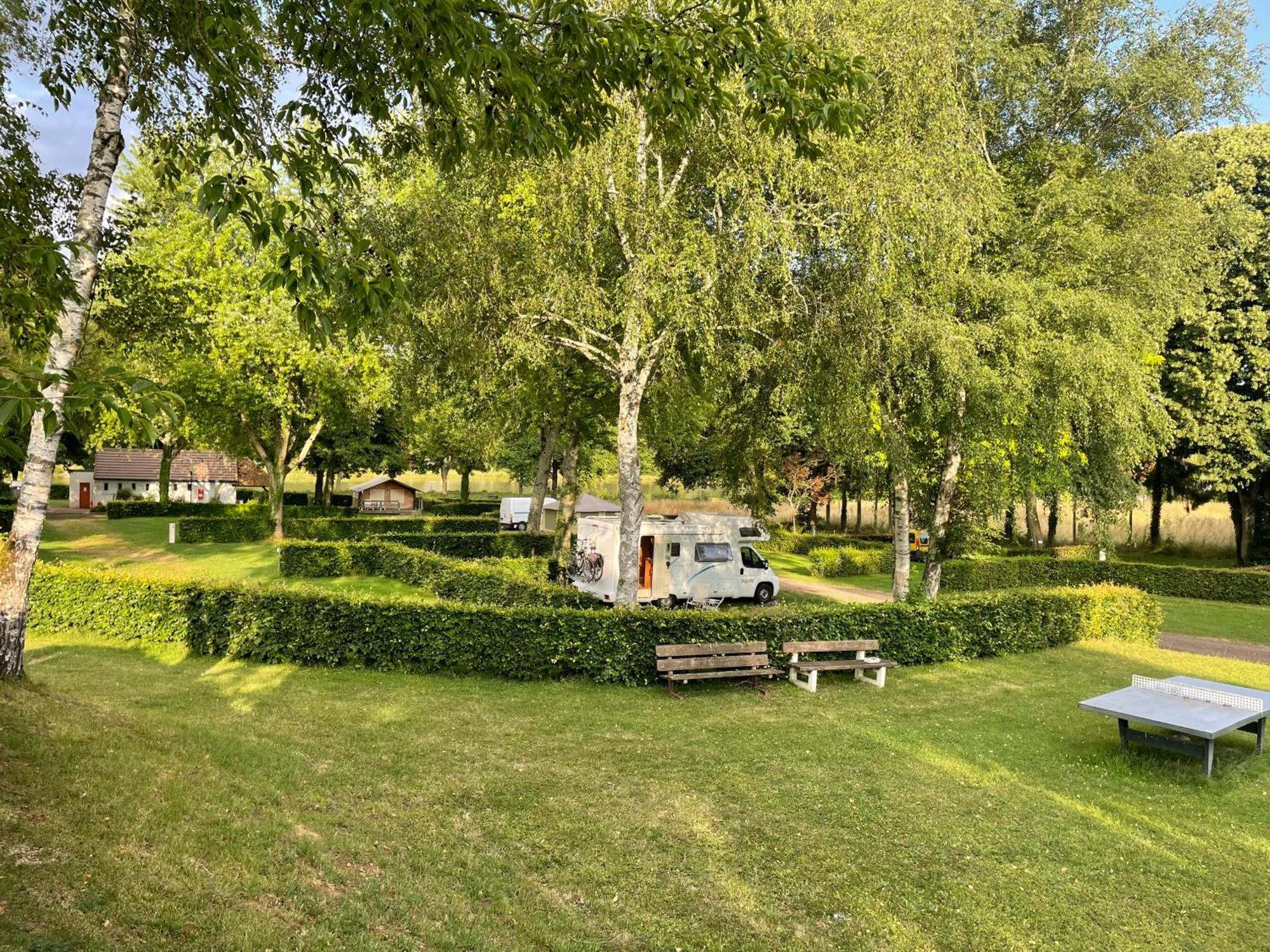 Camping Les Portes Du Perche Mamers Dış mekan fotoğraf